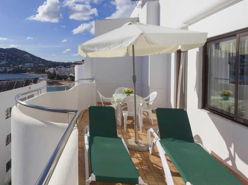 Apartamentos Bon Lloc Santa Eulària des Riu Εξωτερικό φωτογραφία