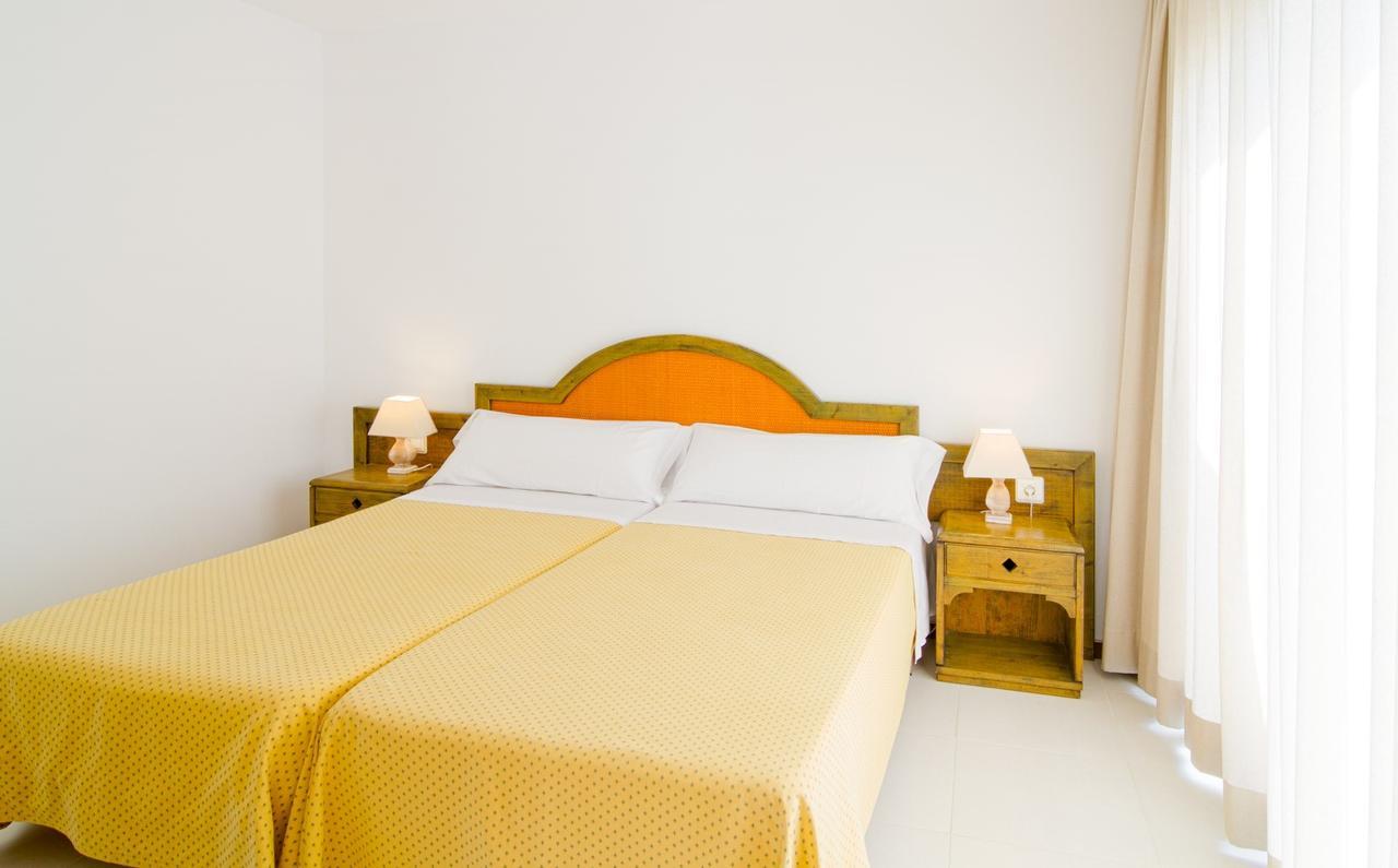 Apartamentos Bon Lloc Santa Eulària des Riu Εξωτερικό φωτογραφία