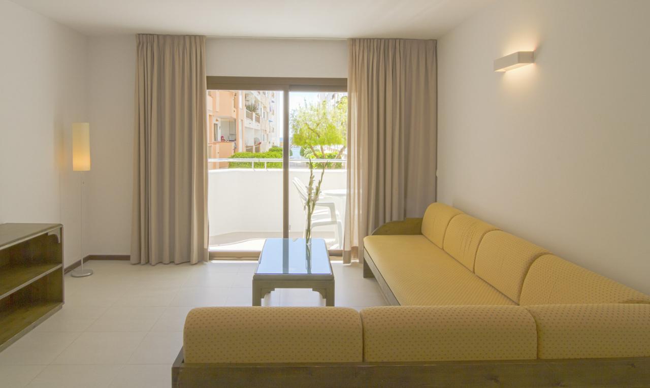 Apartamentos Bon Lloc Santa Eulària des Riu Εξωτερικό φωτογραφία