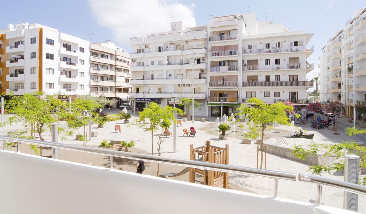 Apartamentos Bon Lloc Santa Eulària des Riu Εξωτερικό φωτογραφία