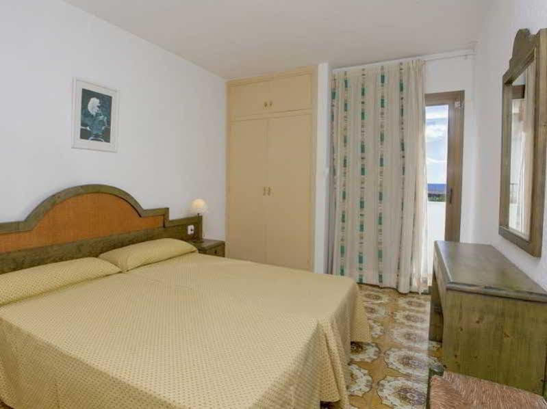 Apartamentos Bon Lloc Santa Eulària des Riu Εξωτερικό φωτογραφία