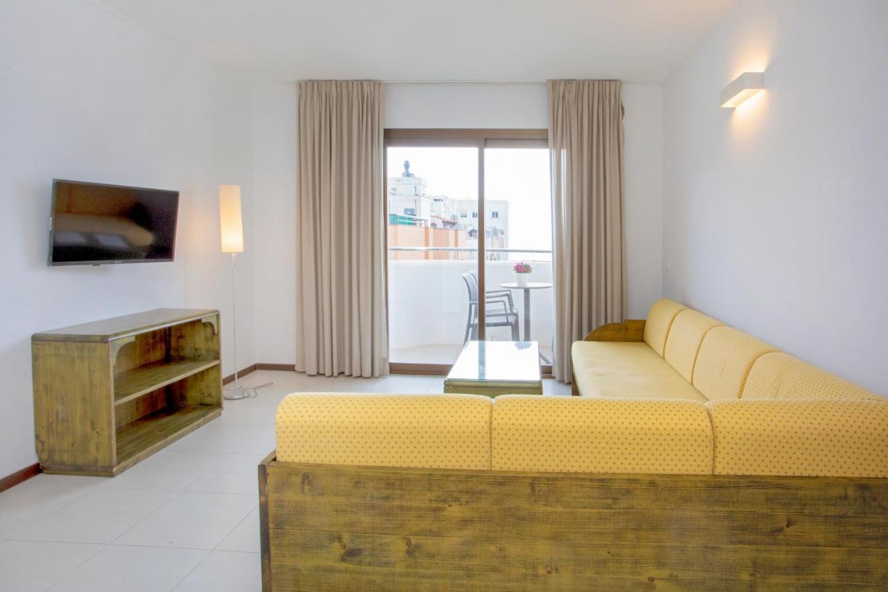 Apartamentos Bon Lloc Santa Eulària des Riu Εξωτερικό φωτογραφία
