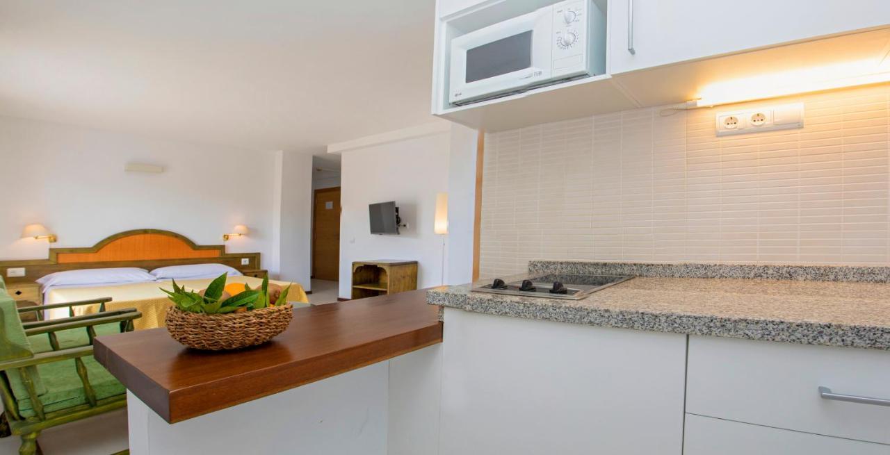 Apartamentos Bon Lloc Santa Eulària des Riu Εξωτερικό φωτογραφία