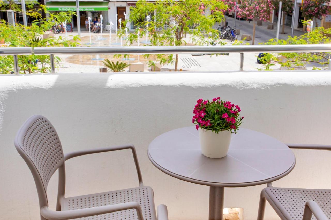 Apartamentos Bon Lloc Santa Eulària des Riu Εξωτερικό φωτογραφία